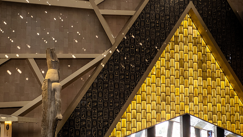 La Quatrième Pyramide d'Égypte : À l'intérieur du Grand Musée Égyptien video poster