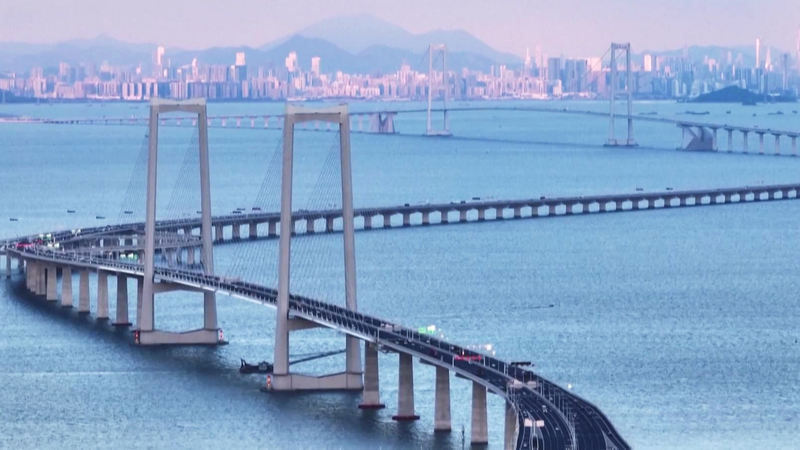 Guangdong étend le transit sans visa de 240 heures à cinq nouveaux ports video poster