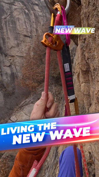 À travers l'objectif d'un grimpeur : le courage sur les falaises de la vallée Jingling video poster