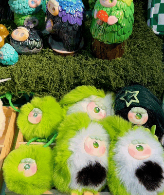 Spectaculaire Salon du Jouet Pékin 2025 : payer pour le bonheur video poster