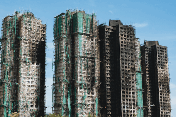 La police de Hong Kong confirme que 159 résidents sont en sécurité après l'incendie de Tai Po