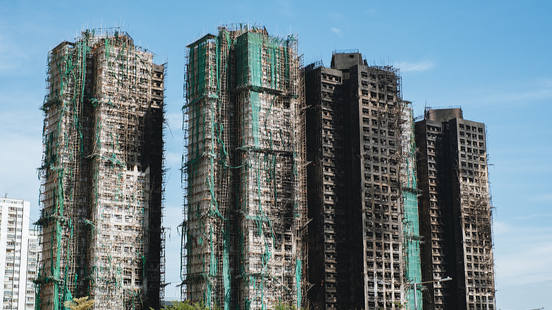 La police de Hong Kong confirme que 159 résidents sont en sécurité après l'incendie de Tai Po