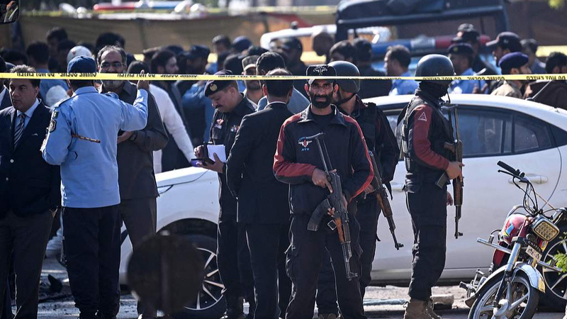 Attentat-suicide au tribunal d'Islamabad fait 12 morts, TTP revendique la responsabilité