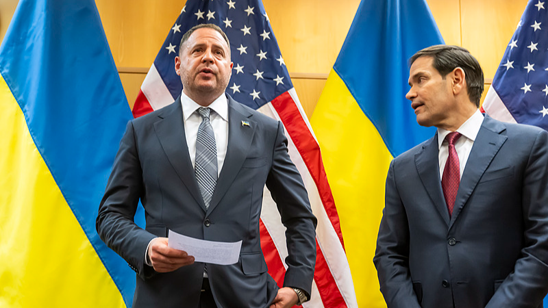 Les discussions entre les États-Unis et l'Ukraine à Genève progressent sur un plan de paix en 28 points