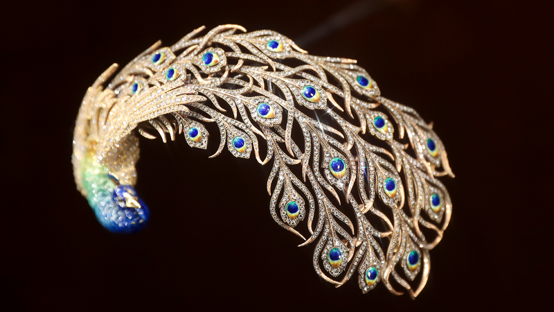 Les_bijoux_historiques_volent_la_vedette_au_CIIE