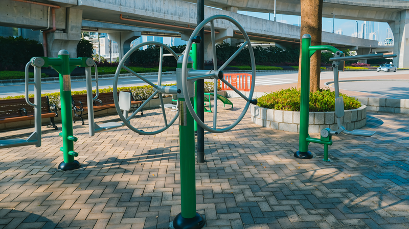 L'essor du fitness en plein air à Macao : Comment les parcs sont devenus des gyms communautaires video poster