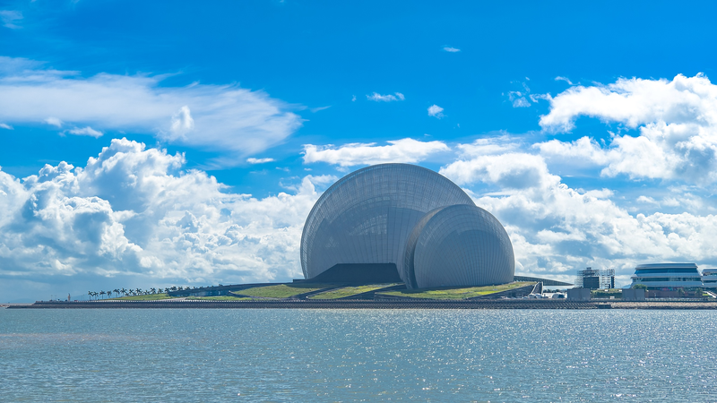 Théâtre Grand de Zhuhai : Sport et culture s’unissent au bord de la mer video poster