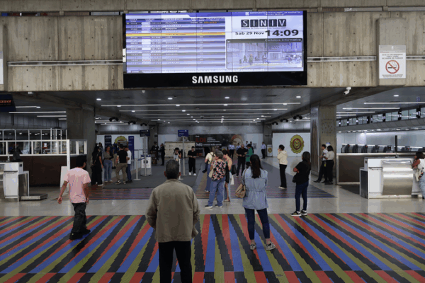 L’Iran condamne l’appel des États-Unis à fermer l’espace aérien du Venezuela