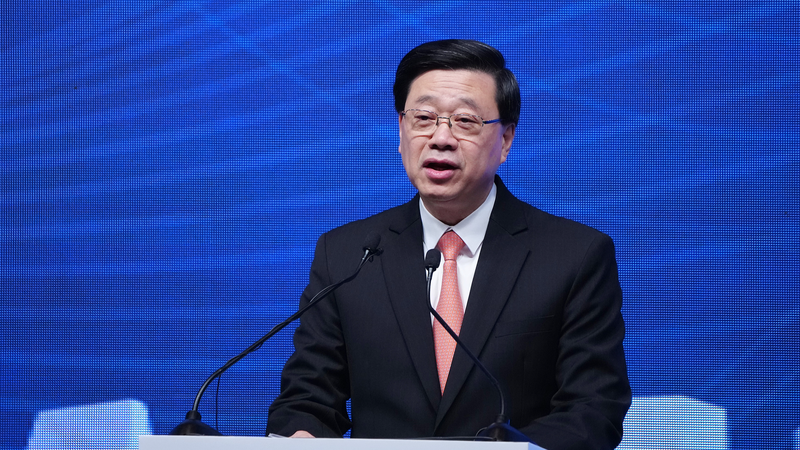 Le directeur exécutif de HK John Lee condamne les remarques de Takaichi sur la région de Taïwan