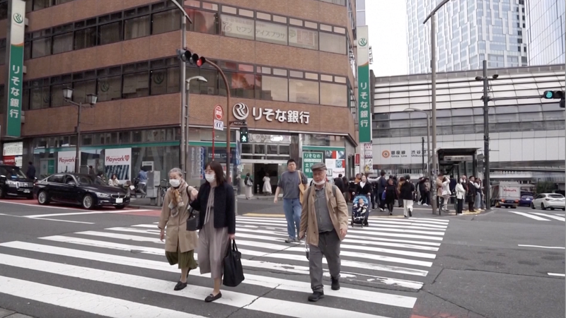 Les internautes japonais critiquent les réseaux sociaux du PM Takaichi pour ses remarques sur la région de Taïwan video poster