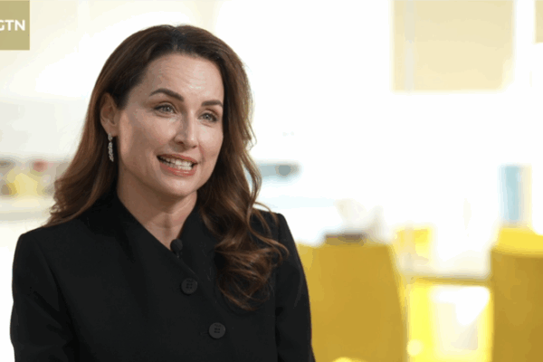 Pierre_Fabre_intensifie_son_effort_contre_le_cancer_sur_le_continent_chinois video poster