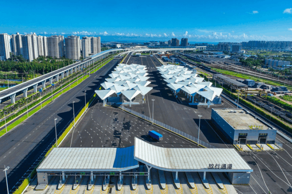 Le FTP de Hainan se prépare à la douane insulaire avec le premier navire à zéro tarif