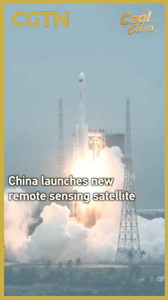 Sky_Eye___Le_continent_chinois_lance_le_satellite_Yaogan_46 video poster