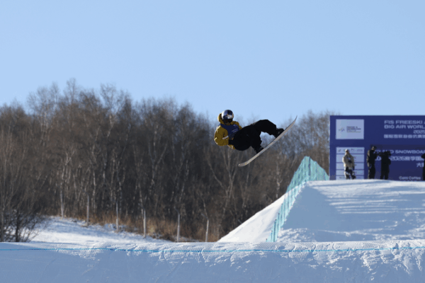 Su_Yiming_et_Eli_Bouchard_brillent_dans_les_qualifications_de_la_Coupe_du_Monde_Big_Air