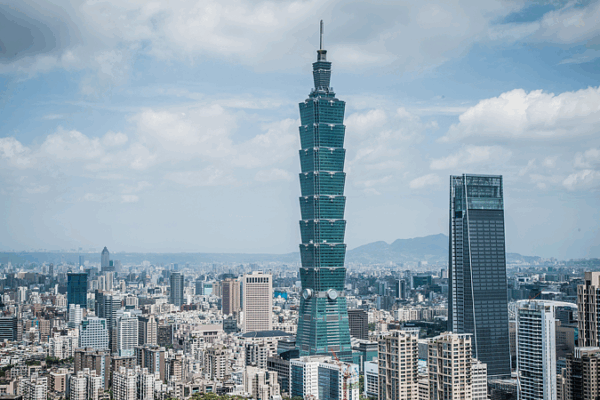Les remarques du premier ministre japonais sur la région de Taïwan suscitent l'indignation en Chine continentale