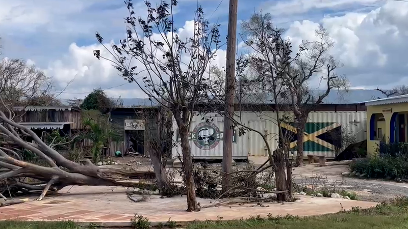 Les Jamaïcains s'unissent pour reconstruire après l'ouragan Melissa