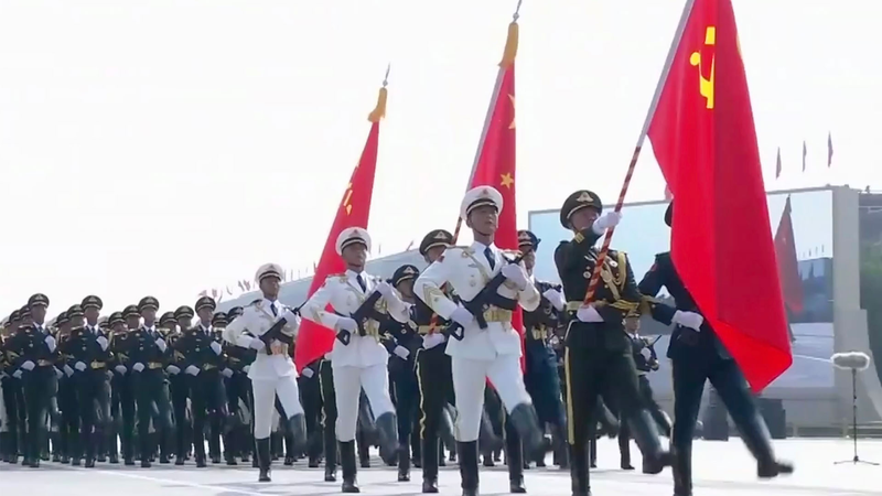Plus rapide qu'un train à grande vitesse : deux seniors sur l'essor de la Chine et les rêves de Taïwan video poster