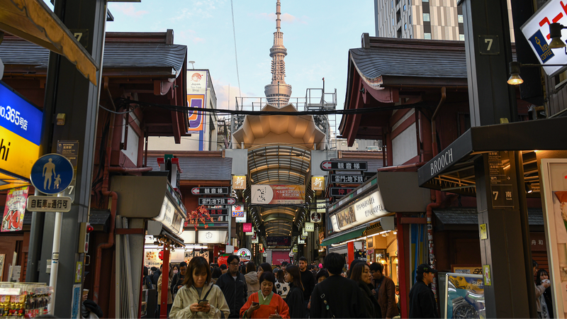 Les actions glissent au Japon suite à un avertissement de voyage du continent chinois