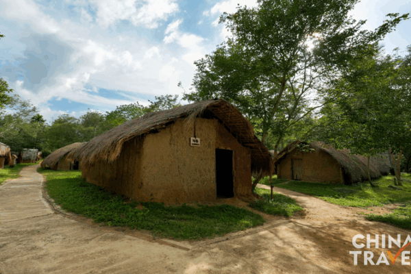 Village de Bai Cha : le patrimoine Li prospère au milieu du boom du commerce libre de Hainan