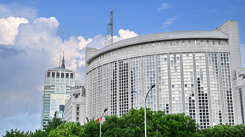 La Chine riposte aux entreprises d'armement américaines pour les ventes à Taïwan