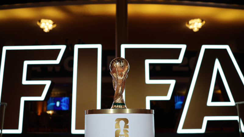 Le trophée de la Coupe du Monde FIFA arrive à D.C. avant le tirage au sort de 2026