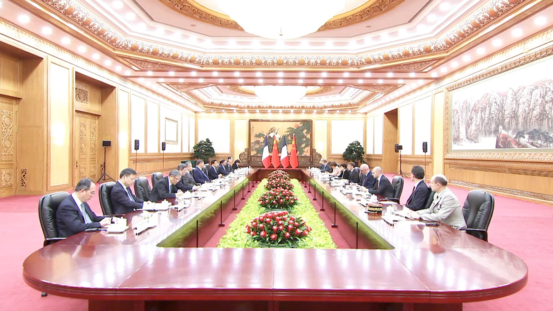 Discussions à Pékin : Xi exhorte la Chine et la France à défendre le multilatéralisme video poster