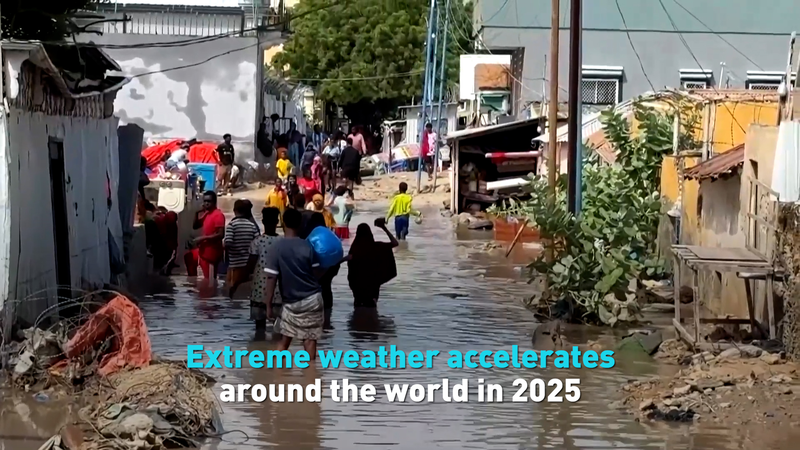 2025 se termine avec une accélération des intempéries extrêmes dans le monde entier video poster