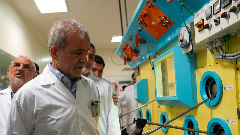 Le président iranien promet une réponse sévère aux menaces militaires de Trump