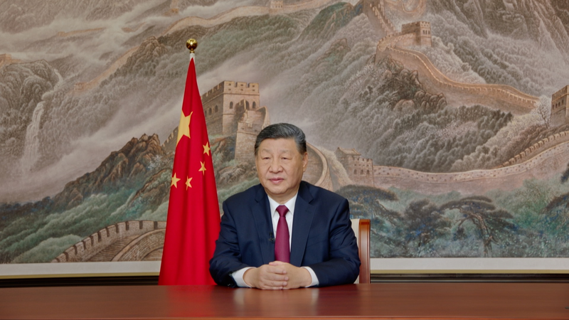 Le président chinois Xi Jinping adresse ses vœux du Nouvel An 2026 au monde video poster