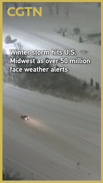 Tempête hivernale paralyse le Midwest des États-Unis, 50M en alerte video poster