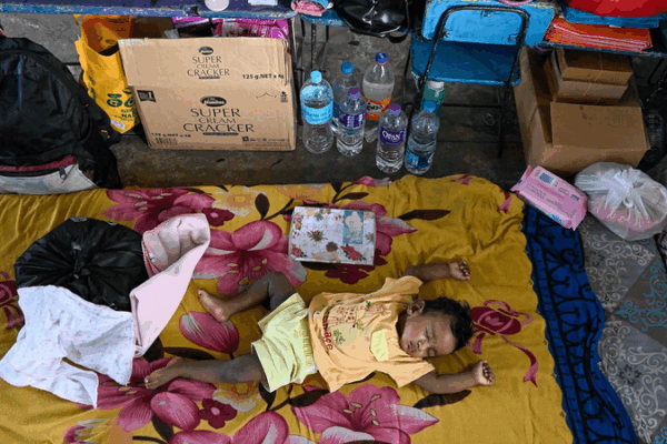 Le_cyclone_Ditwah_laisse_275_000_enfants_sri_lankais_en_danger__selon_l_UNICEF