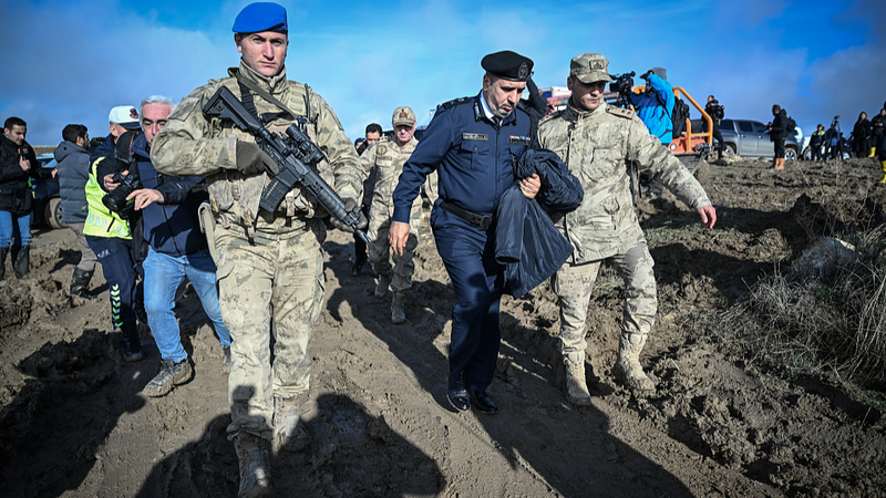 Tripoli en alerte maximale alors que la Libye pleure le chef de l'armée après un crash d'avion