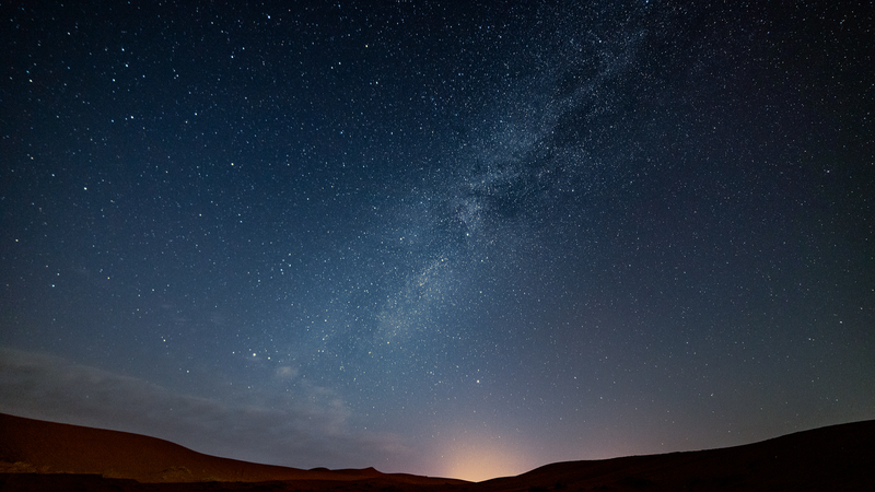 La sonde Einstein illumine les 'feux d'artifice' cosmiques avec des découvertes éblouissantes en rayons X