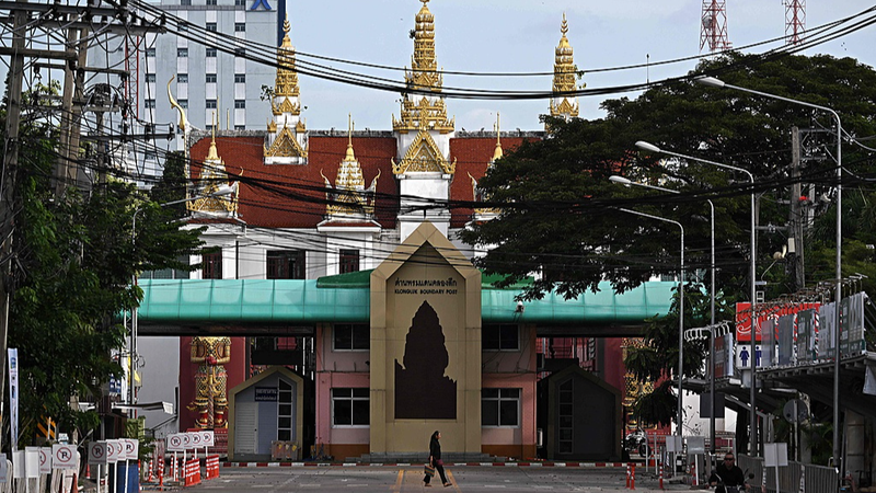 La Thaïlande et le Cambodge conviennent d'un cessez-le-feu après des affrontements frontaliers