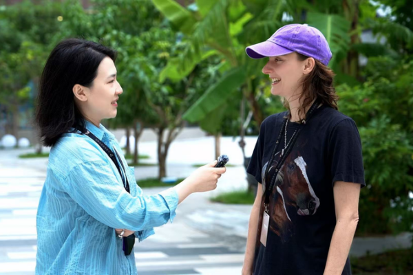 La réalisatrice belge explore la diversité cinématographique au HIIFF 2025 video poster