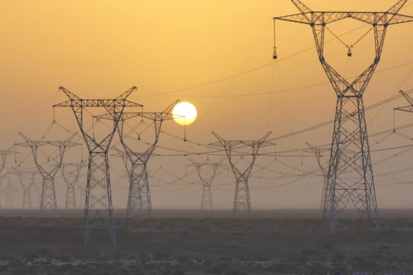 Achèvement du réseau de 750 kV alimente Xinjiang en tant que centrale énergétique video poster