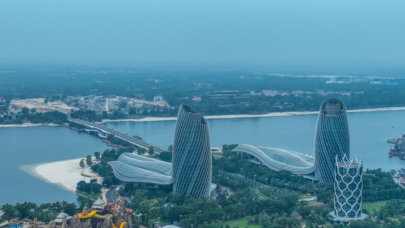 Île Fleur Océanique : La nouvelle merveille côtière de Hainan video poster