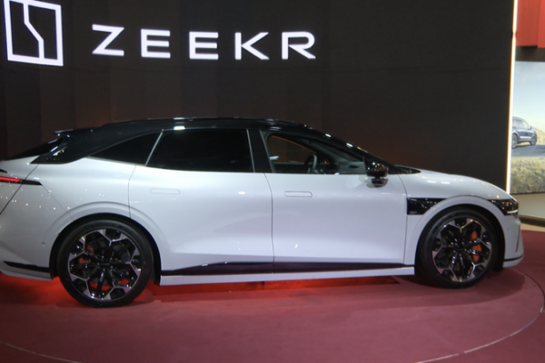 Salon de l'Auto de Bruxelles : Les constructeurs automobiles réclament une feuille de route claire pour les VE de l'UE