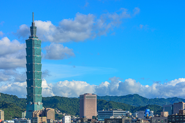 La Chine continentale s'engage à renforcer les liens entre les deux rives et la réunification pacifique