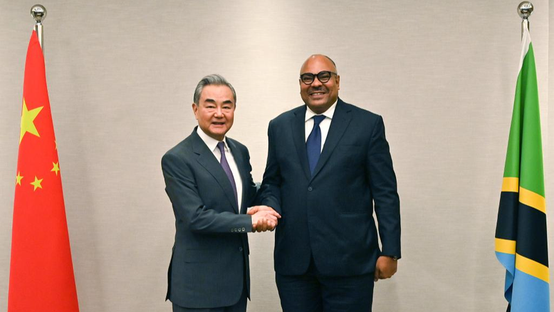 Le ministre chinois des Affaires étrangères Wang Yi propose un nouvel élan pour les relations Chine-Afrique