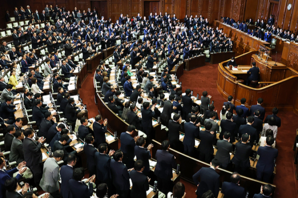 Sanaenomics : Le Pari Économique à Hauts Risques du Japon