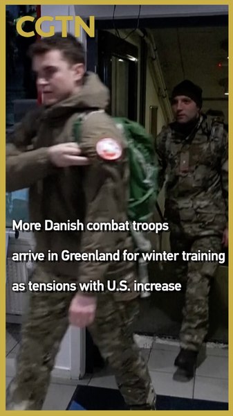 Des troupes danoises arrivent au Groenland en pleine tensions avec les États-Unis video poster