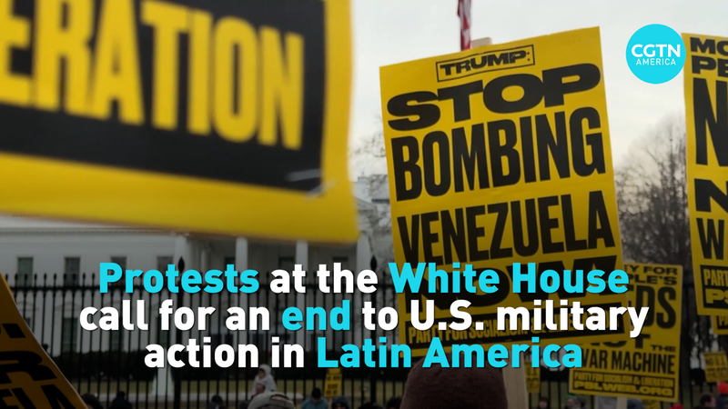 Les jeunes américains manifestent contre la frappe militaire au Venezuela video poster
