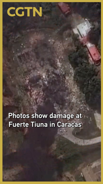 Les images satellites révèlent des dégâts à Fuerte Tiuna à Caracas après une frappe américaine video poster