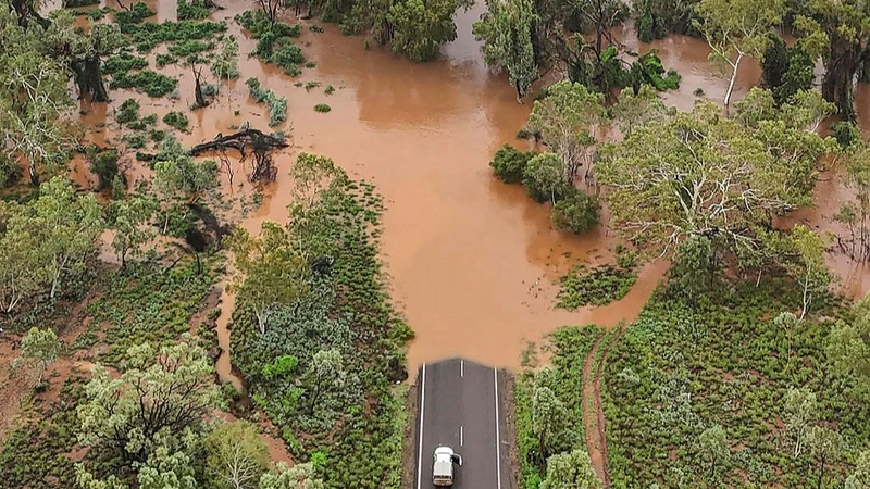 Le Queensland en alerte alors que le cyclone Koji déclenche de graves inondations