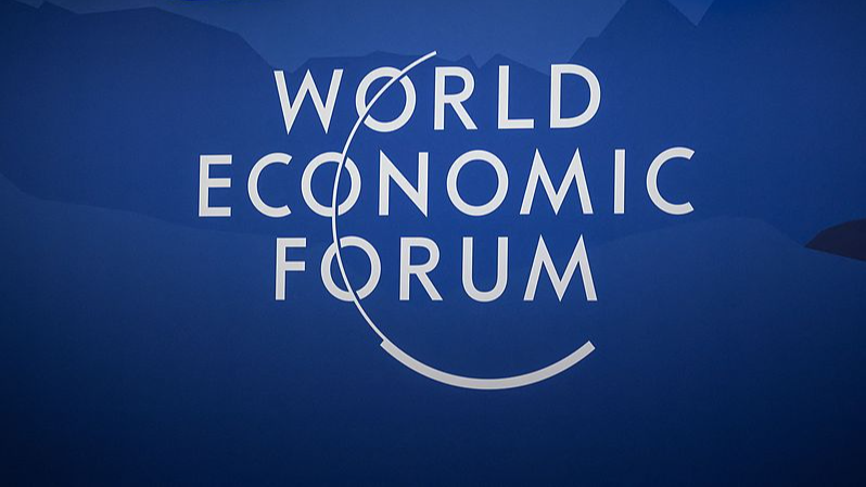 En direct de Davos : Discours spécial du vice-premier ministre He Lifeng au WEF video poster