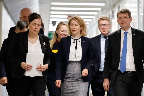 L'UE se prépare à riposter contre les États-Unis au sujet des tarifs sur le Groenland