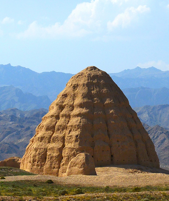 Tombes impériales Xixia : merveilles de terre d'une dynastie intemporelle video poster