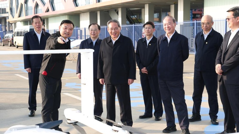 Le Premier ministre chinois Li Qiang défend l'innovation lors de la tournée du Guangdong