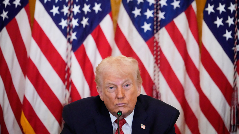 Trump menace des tarifs sur huit nations européennes dans la quête du Groenland